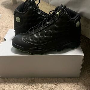 Jordan 13 Retro Sz 8.5 Black